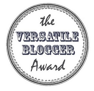 The Premio Dardos Award and Versatile Blogger Award