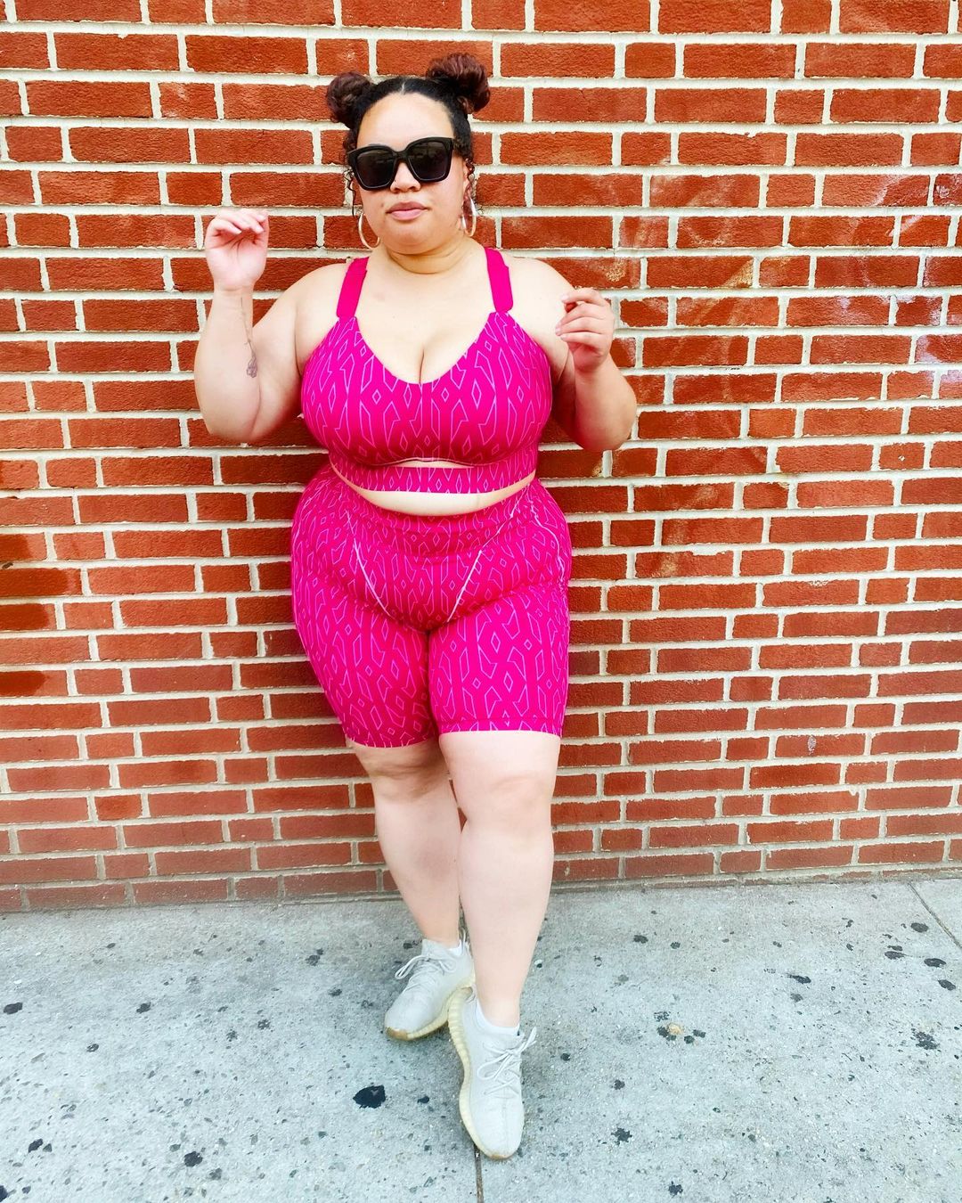 Sun ❄️  Curvy girl fashion, Curvy girl outfits, Thick girls outfits