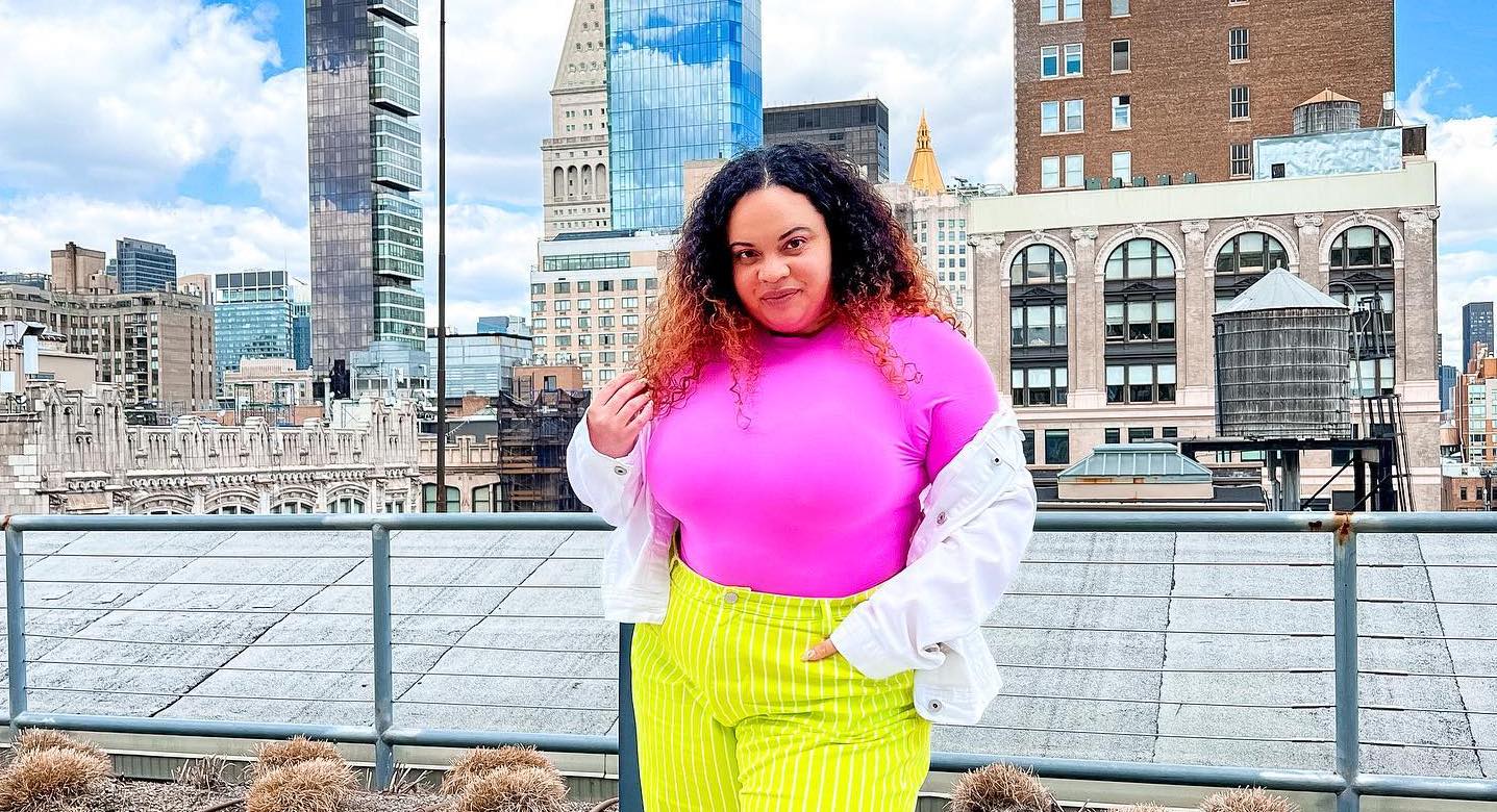 17 Spring Outfit Ideas For Curvy Girls - Kayla's Chaos