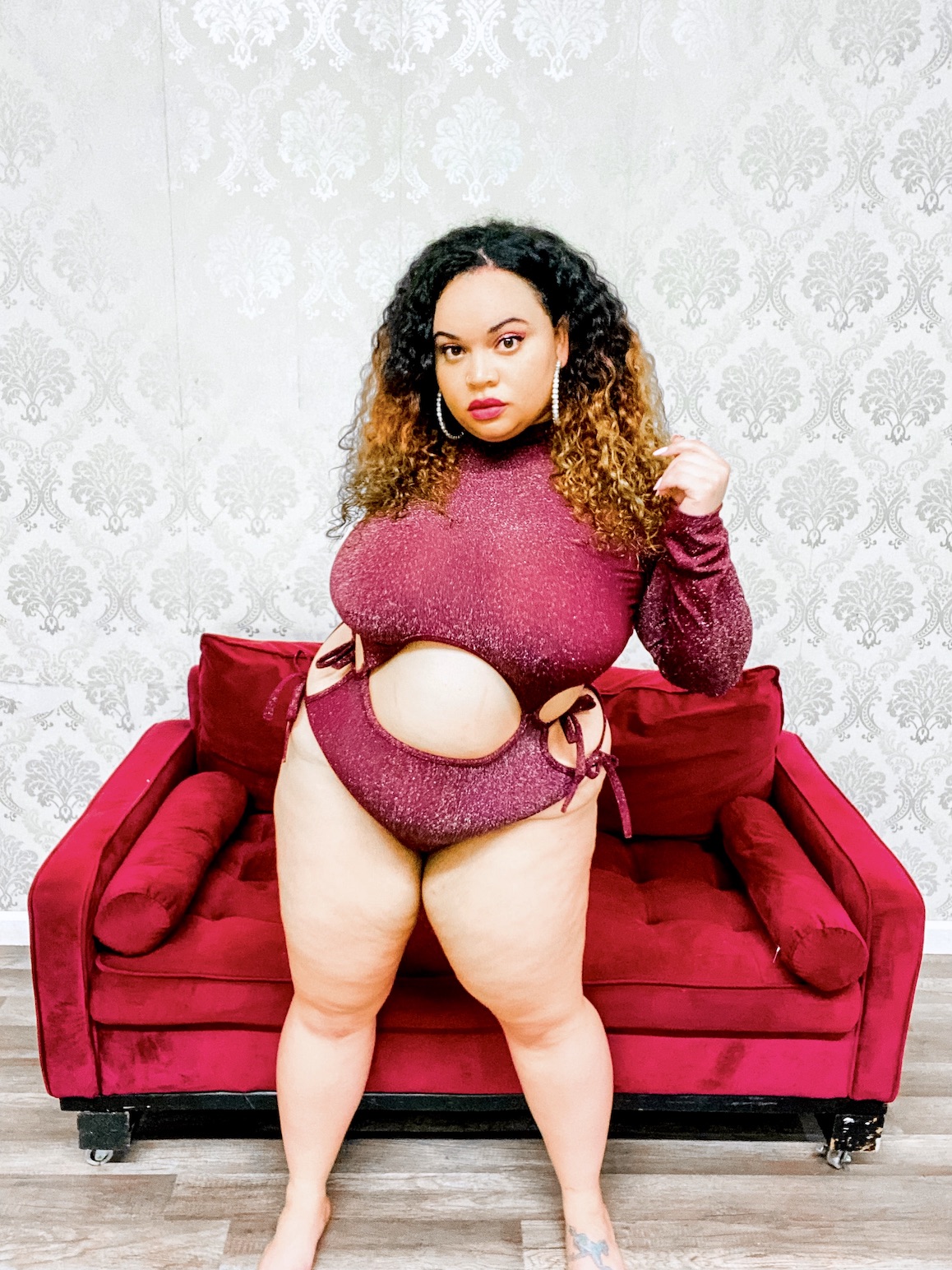the RANGEEEE!  Trying on 40 SAVAGE X FENTY Plus Size (Curve) Lingerie  Items! 