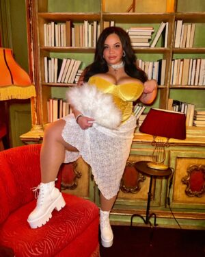 How To Throw A Marie Antoinette-Inspired Coquette Birthday Party